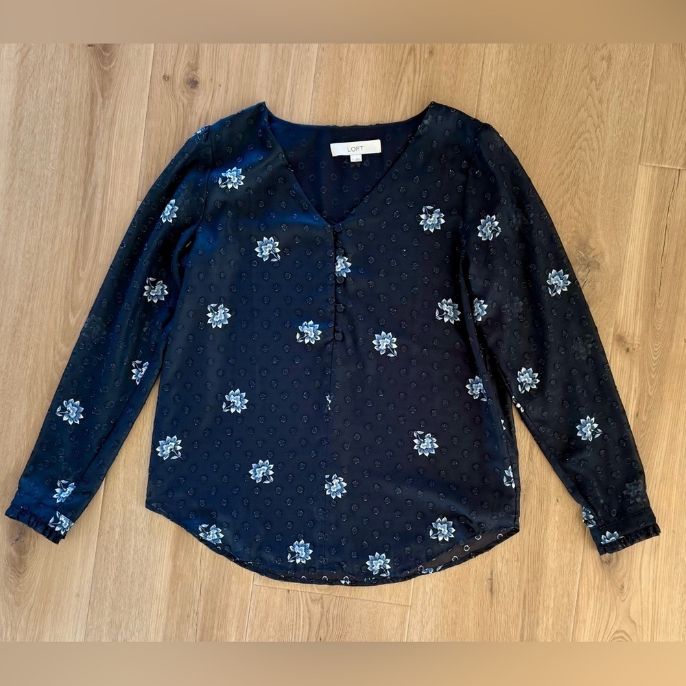 LOFT Navy Blue Floral Textured Top Size S